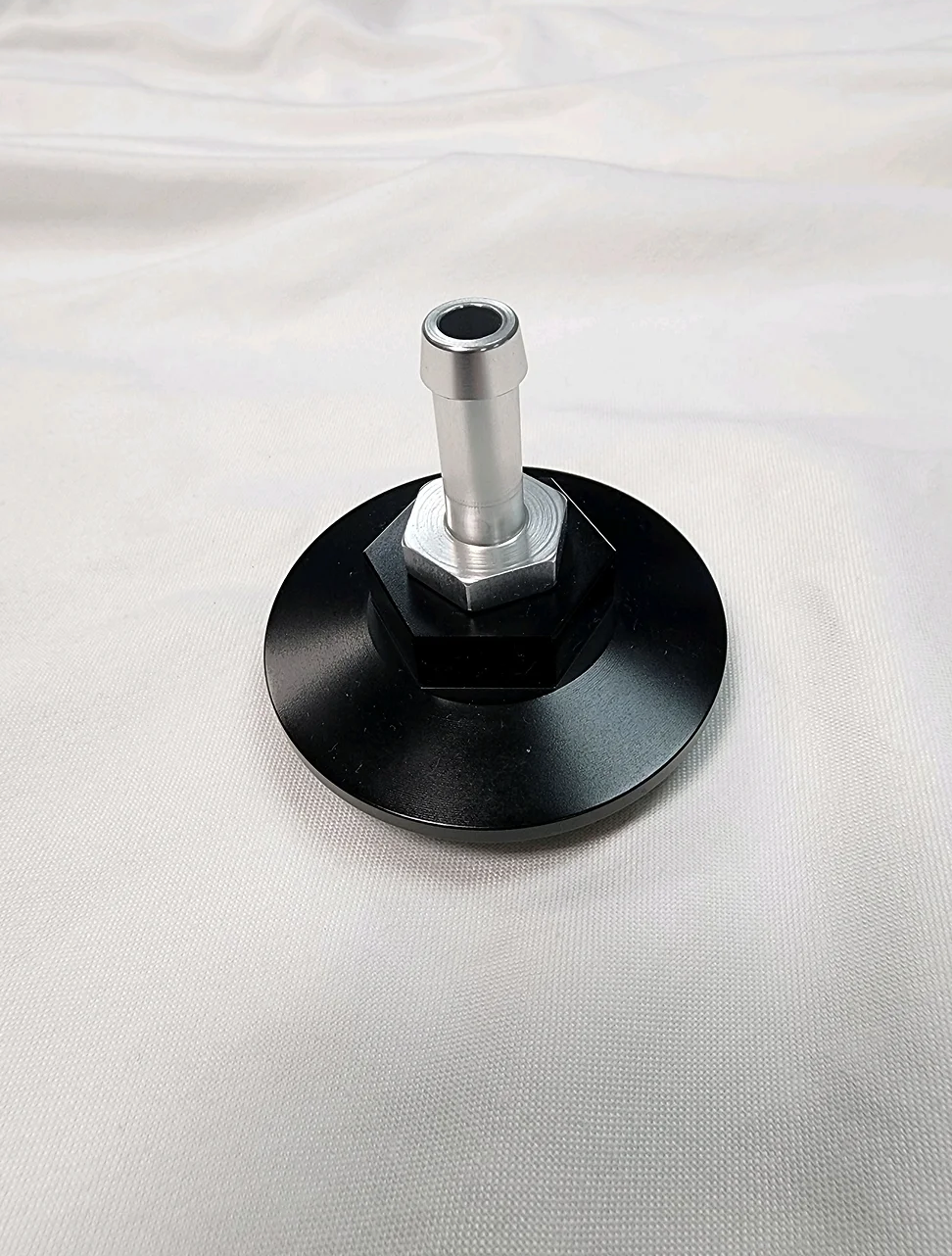 -6 ORB to barb fitting for Vapor Trapper canister - product view 8