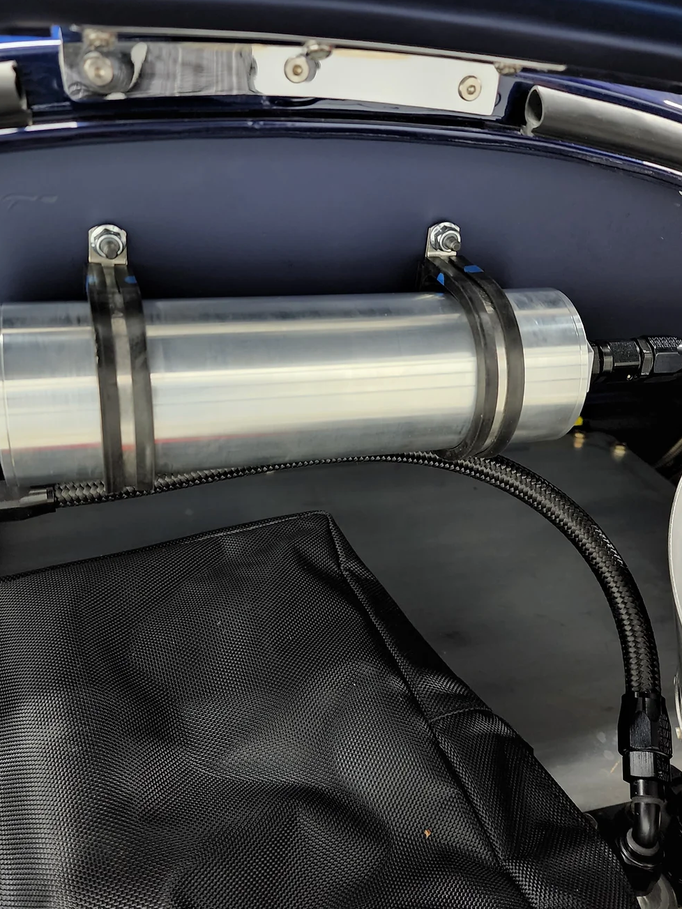 Rubber-lined stainless Dell clamp for Vapor Trapper - product view 5